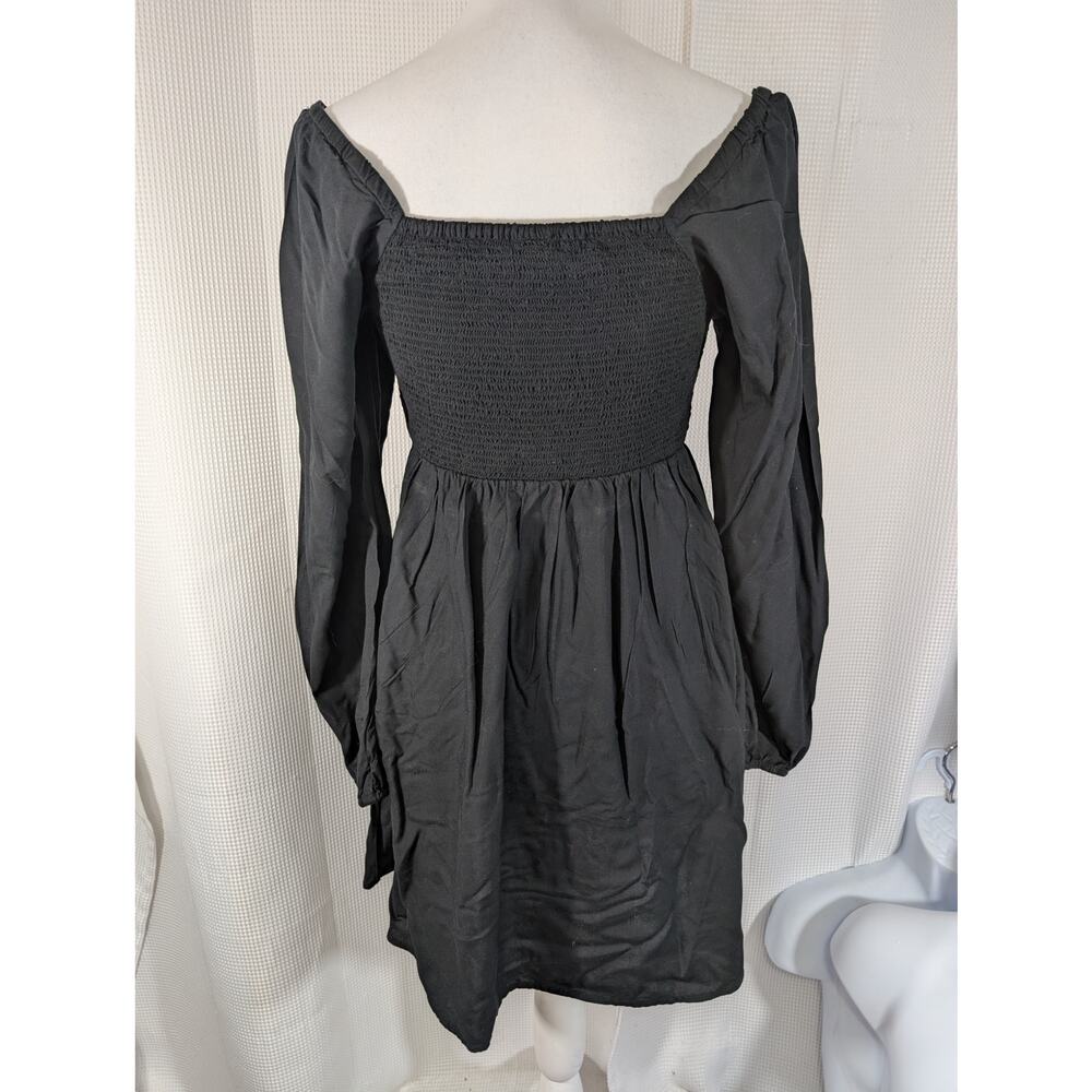 OLD NAVY! BLACK DRAPEY, FLOWING RUCHED BODICE LONG POUF SLEEVE DRESS! SZ M - Picture 5 of 10
